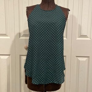 Green and white polka dot tank, size M